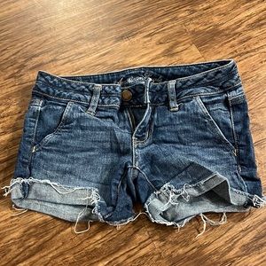 American Eagle jean short